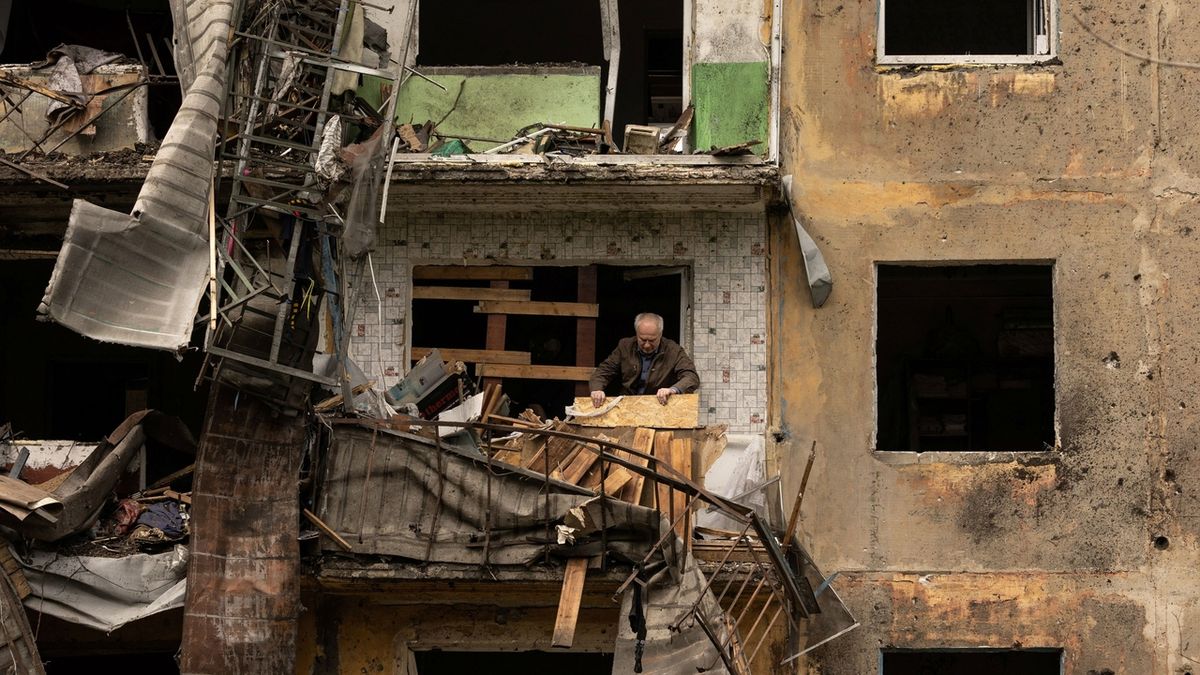 FOTO: Zmar a zkáza v Charkově, Lvově i Mariupolu
